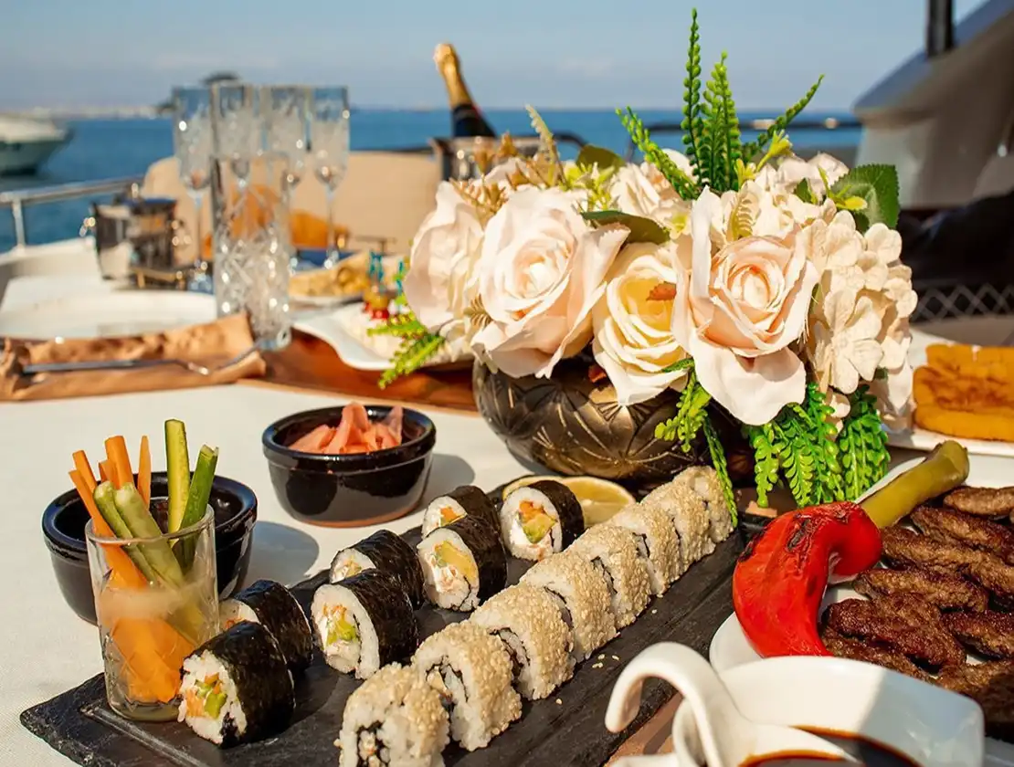 Antalya Yacht Rental 29m Custom 73